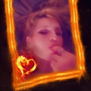 Meet your Posher, Elissa